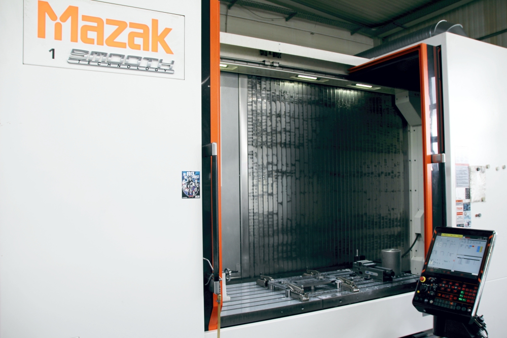 Vertikales Fräszentrum Mazak VTC 800