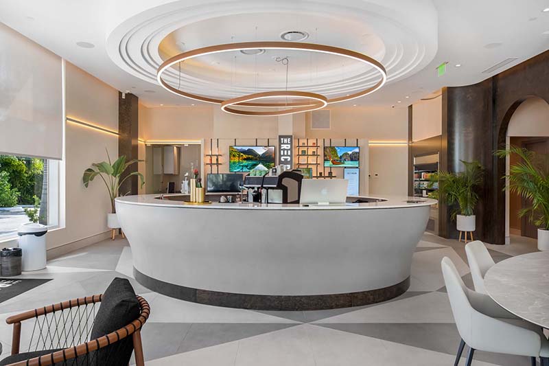 Entrance & Reception