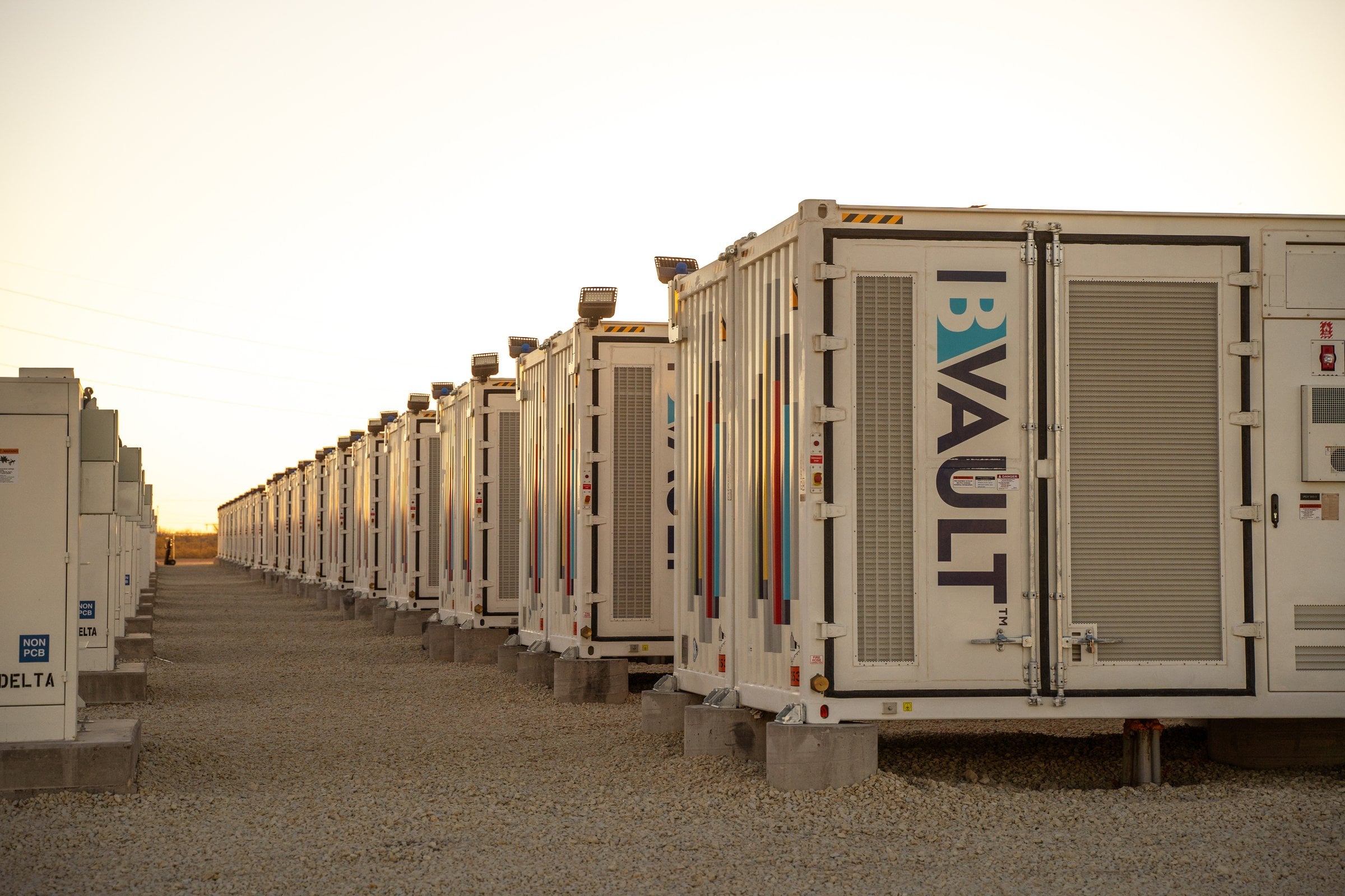B-VAULT Batteriespeichersystem