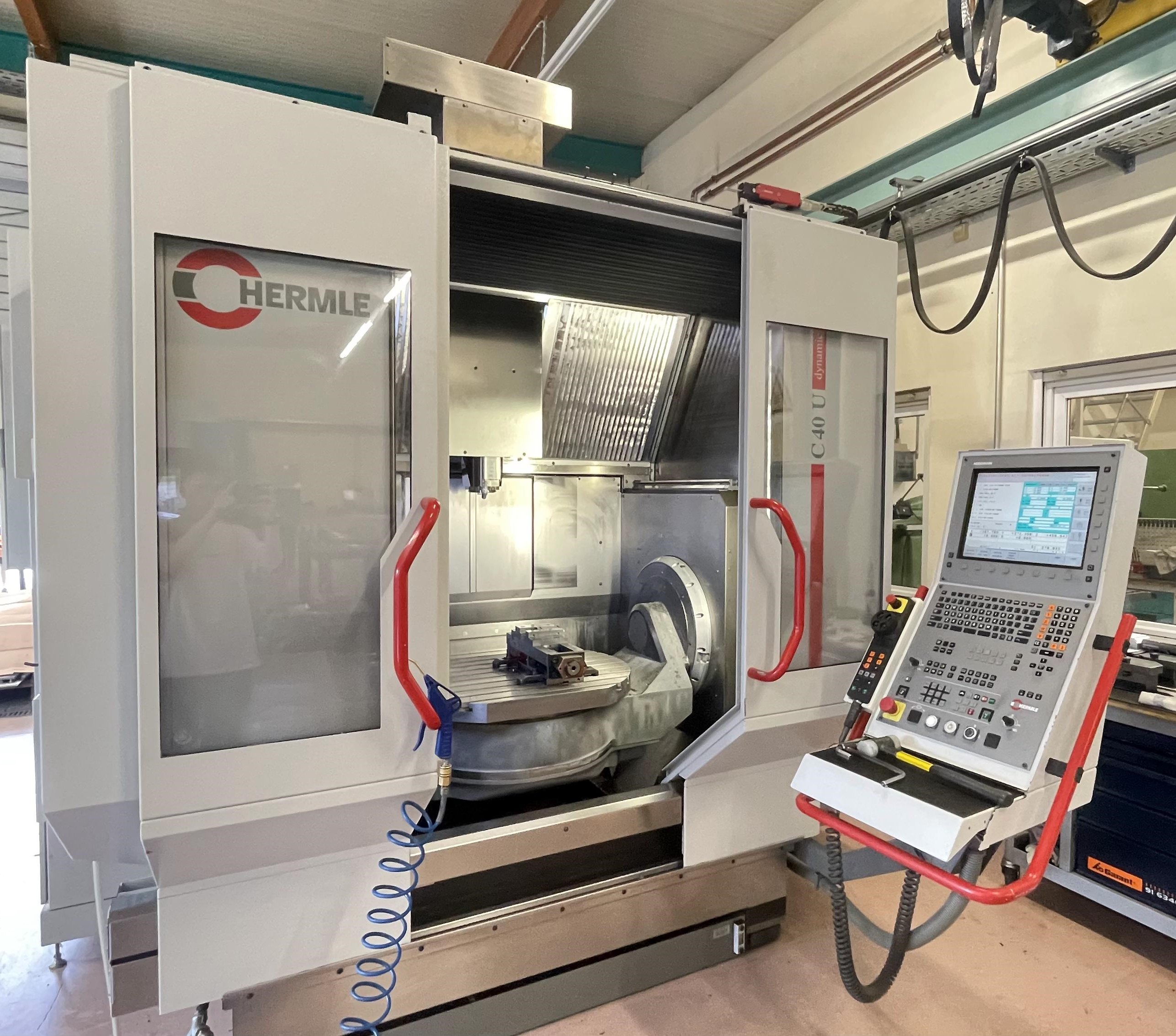 Hermle C40 5-Achs-Fräsmaschine