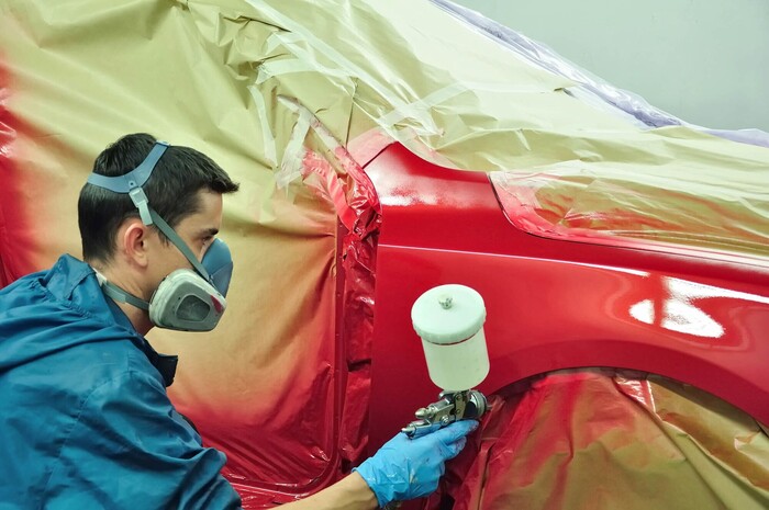 Farbpassung in der Automobil-Lackierung