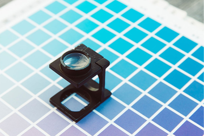 Farbkontrolle in Druckvorstufe und Druck