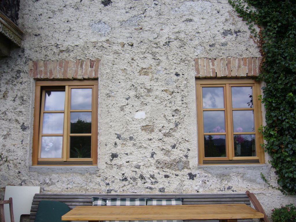 Saniertes Holzfenster (Altbausanierung)