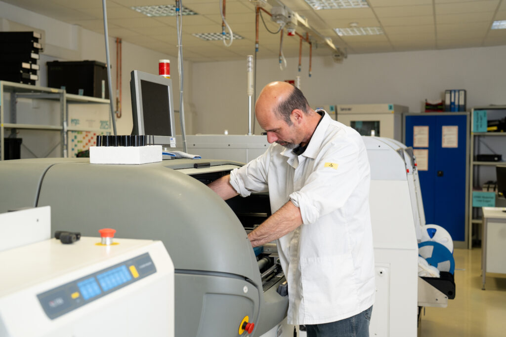 SMD assembly manufacturing