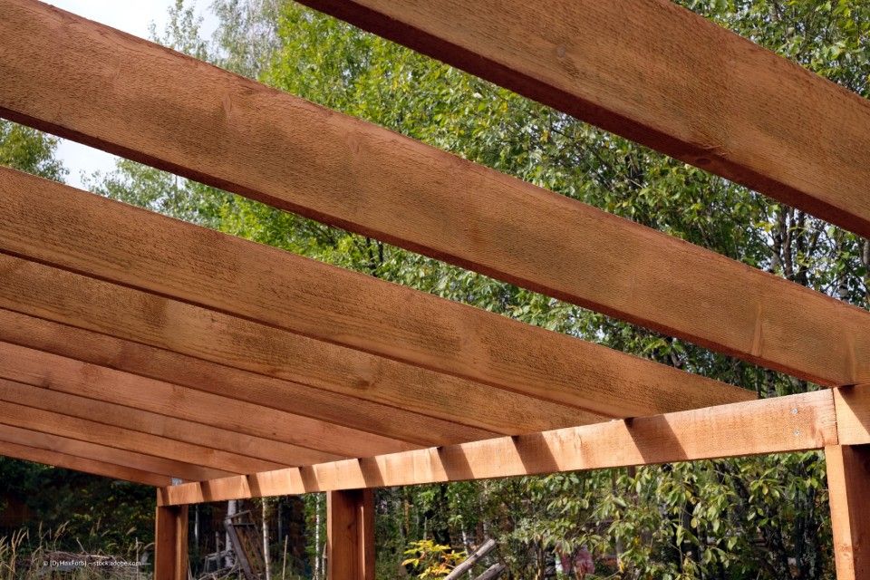 Holzüberdachung
