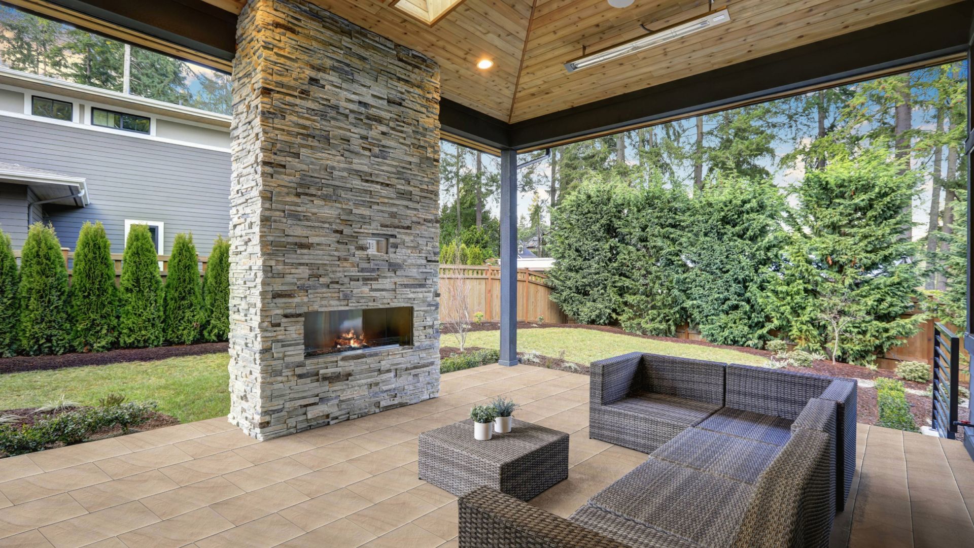 Verlegtes Terrassensystem Lunara
