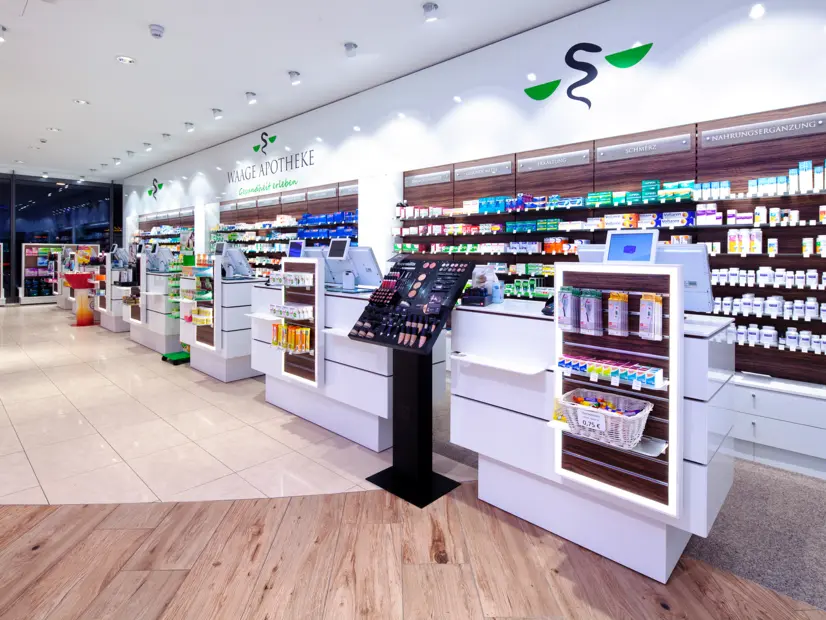 LED-Beleuchtung der Waage Apotheke Berlin