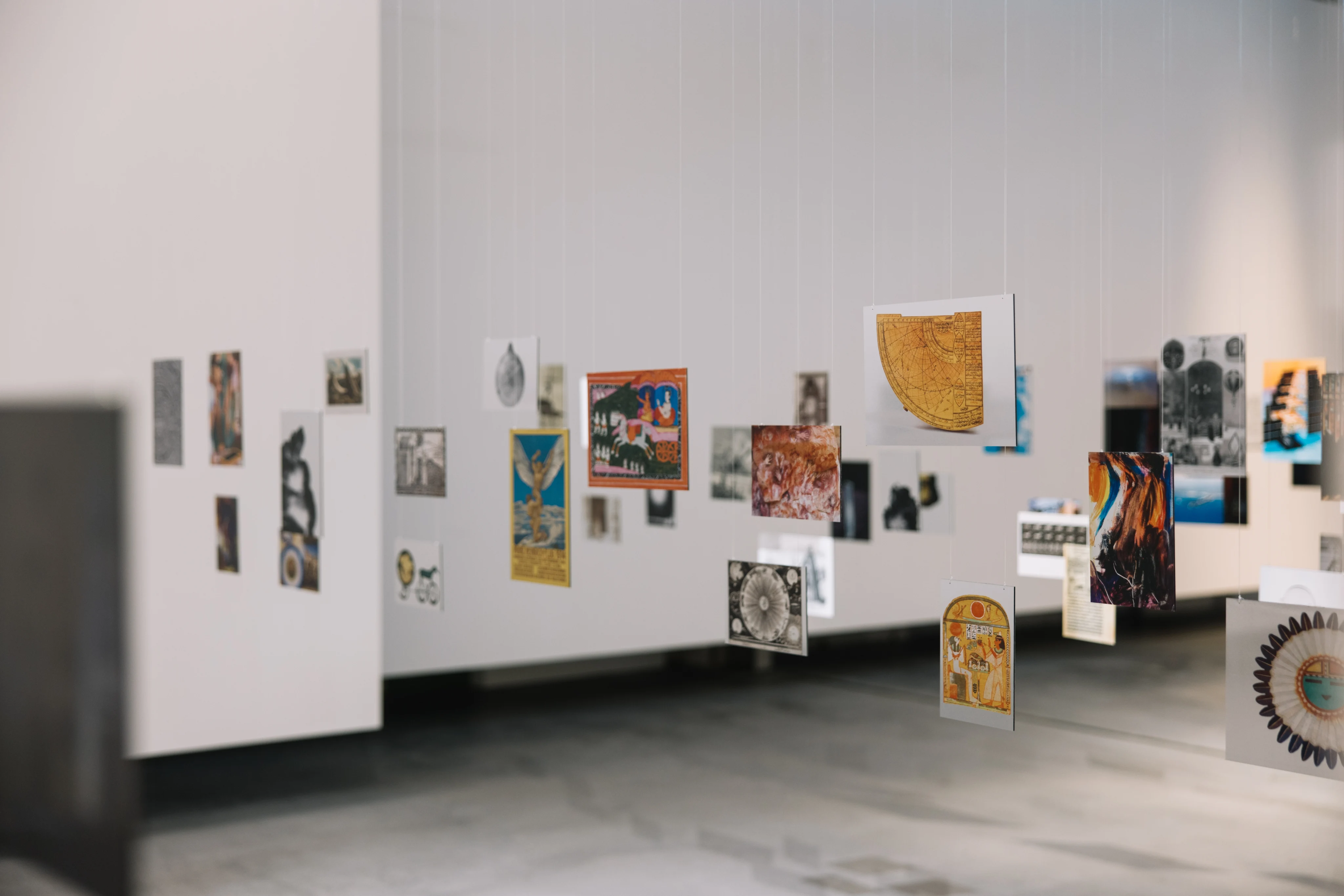 Lichtinszenierung im Ausstellungskontext