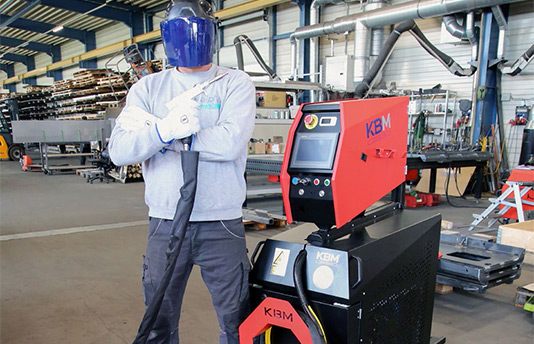 Handgeführtes Laserschweissen