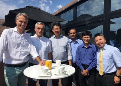 Dr. Voges mit Team, Georgien und Myanmar