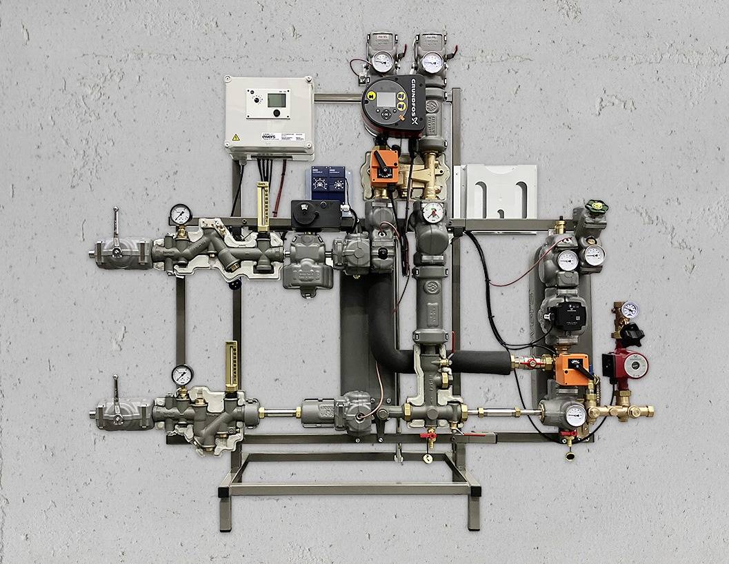 Fernwärmestation mit Trinkwassererwärmungssystem