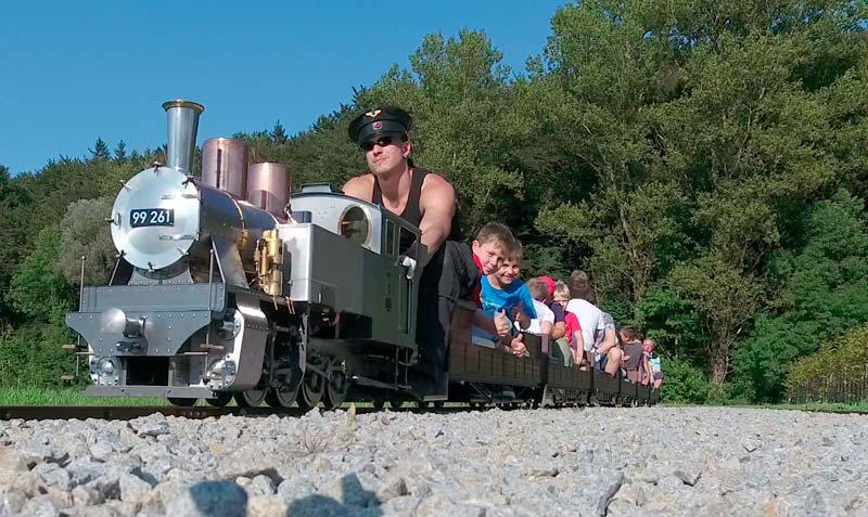 Parkeisenbahn aus eigener Produktion