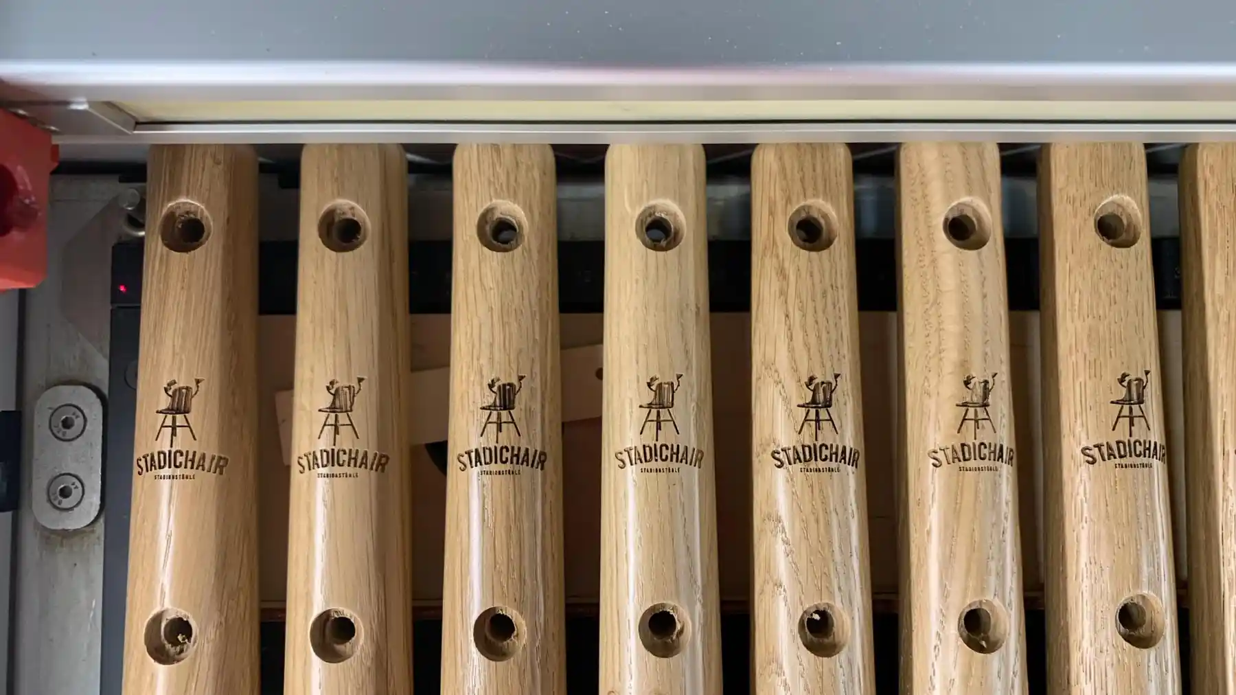 Lasergravur auf Eiche – Branding