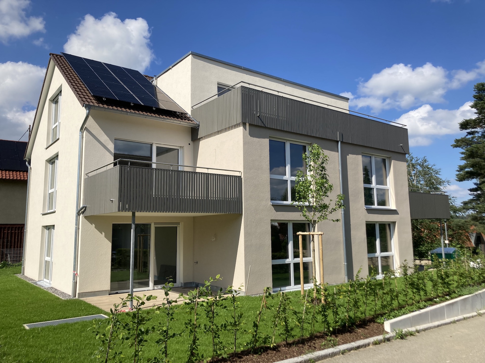 5-Familienhaus Pliezhausen-Dörnach, Massivbau, Effizienzhaus-55