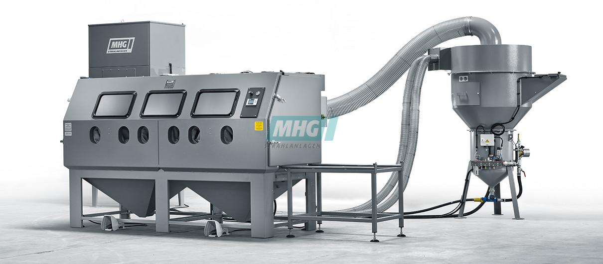 Hand blasting cabinets