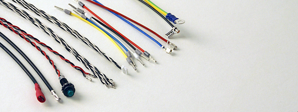 Kabelkonfektionierung bei Connectronic