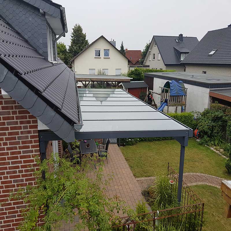 Glasüberdachung