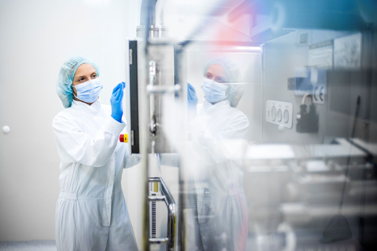Komponenten und Verteilersysteme für die Halbleiterindustrie