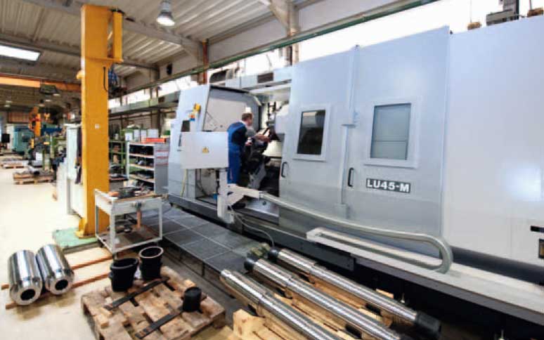 CNC-Drehmaschine Okuma LU45