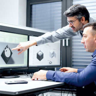 Service: Montage und Inbetriebnahme beim Kunden