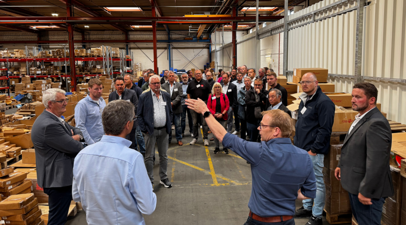 Besuchergruppe im Werk
