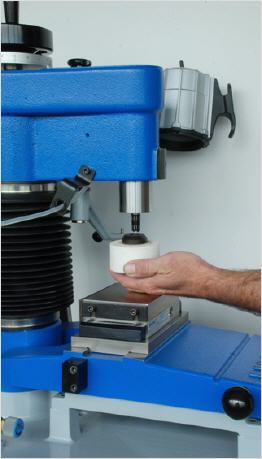 Details der Flachschleifmaschine