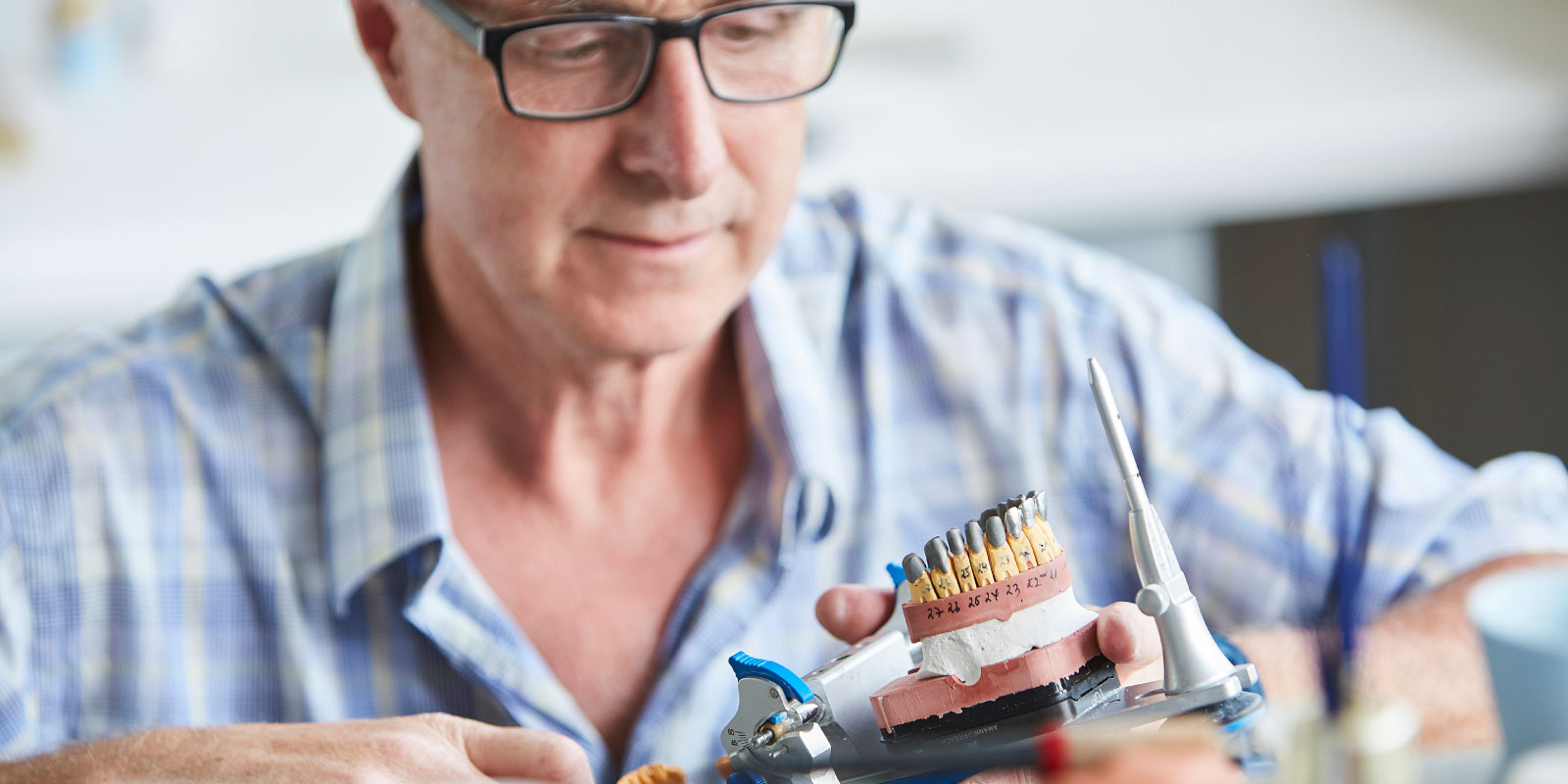 Implantatprothetik und Bohrschablonen