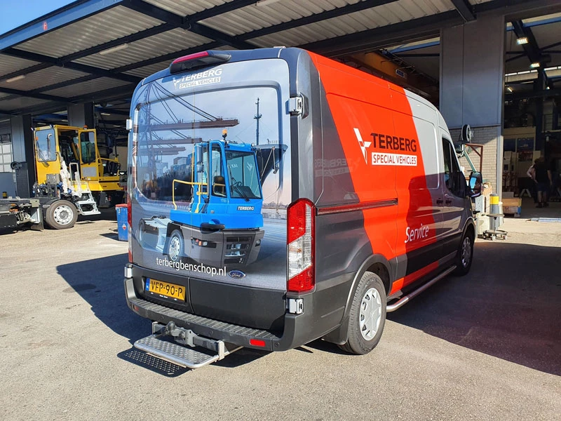 Wartung und Reparatur