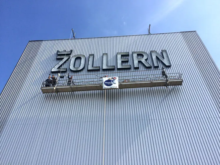 Installation of an advertising structure