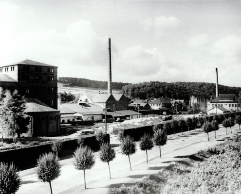 Historische Aufnahme der Baryt-Industrie