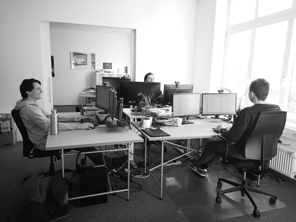Team im Büro Kassel