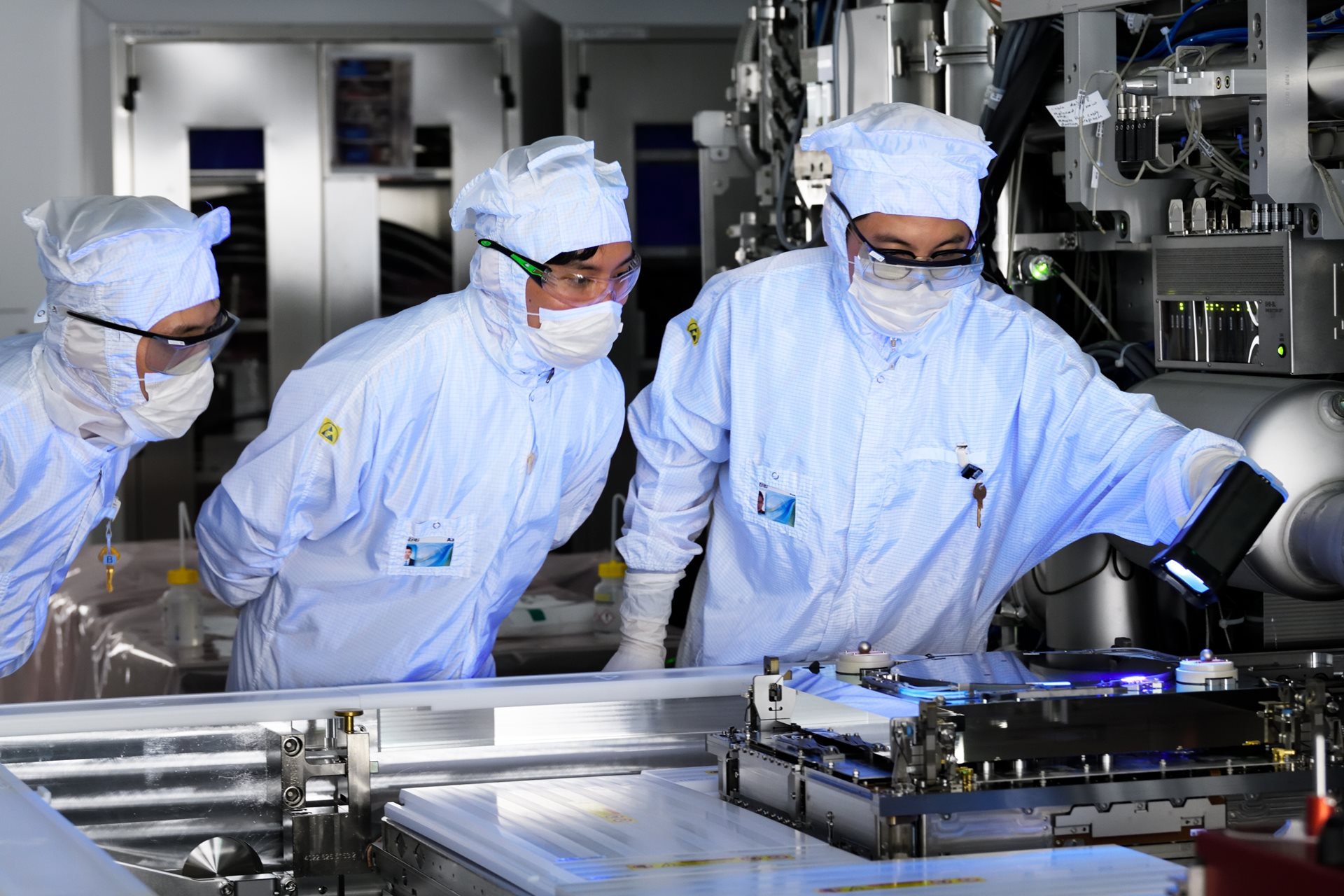 EUV-Wafer-Stage-Training in Korea