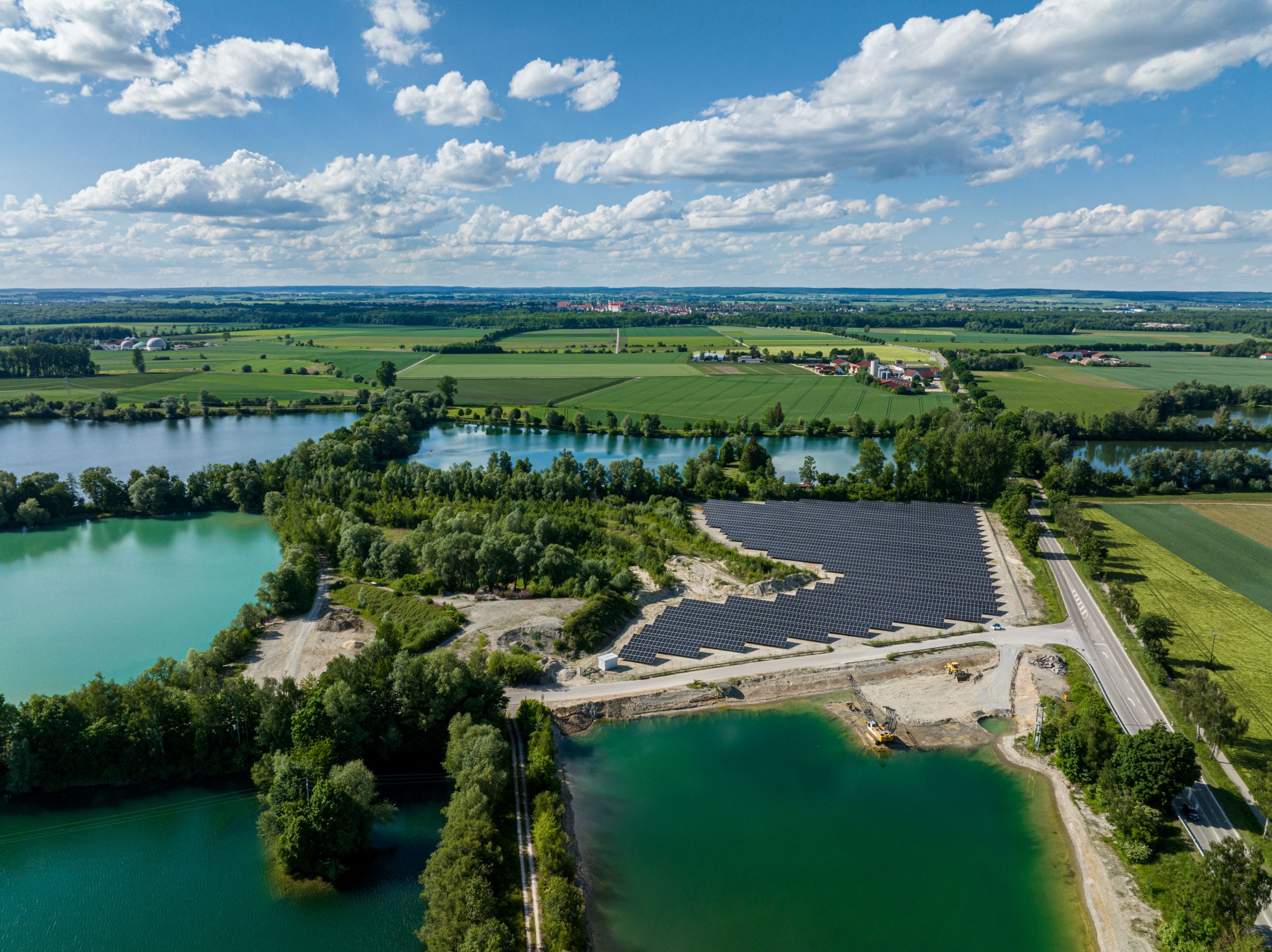 Solarpark zwischen Dillingen und Holzheim (1,7 ha, 2,1 MW)