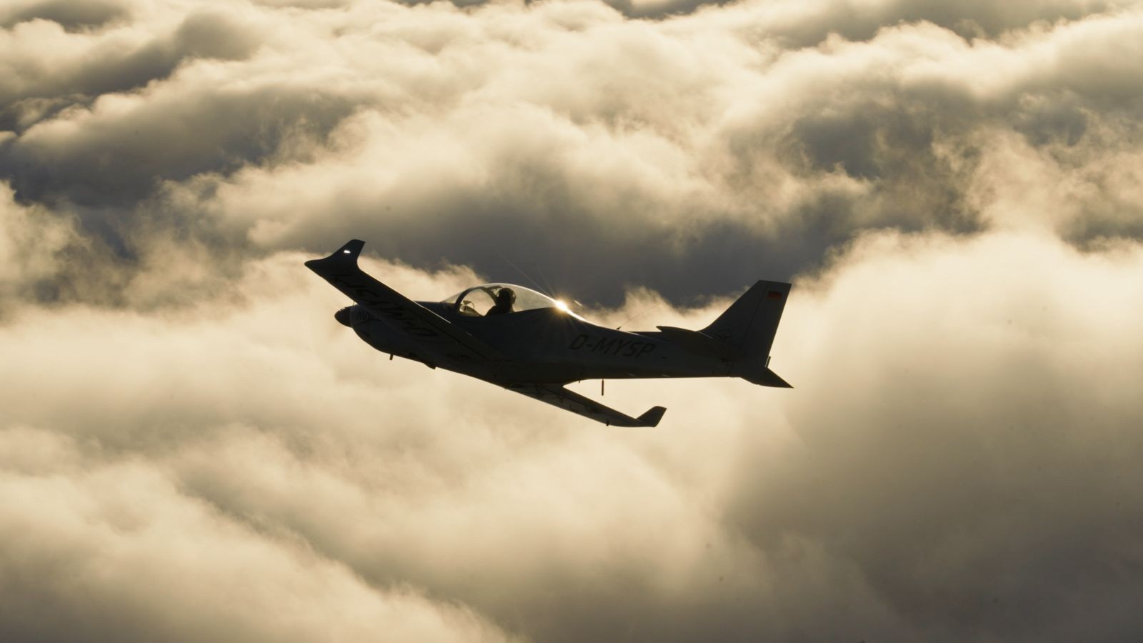Breezer Flugzeug in der Fertigung
