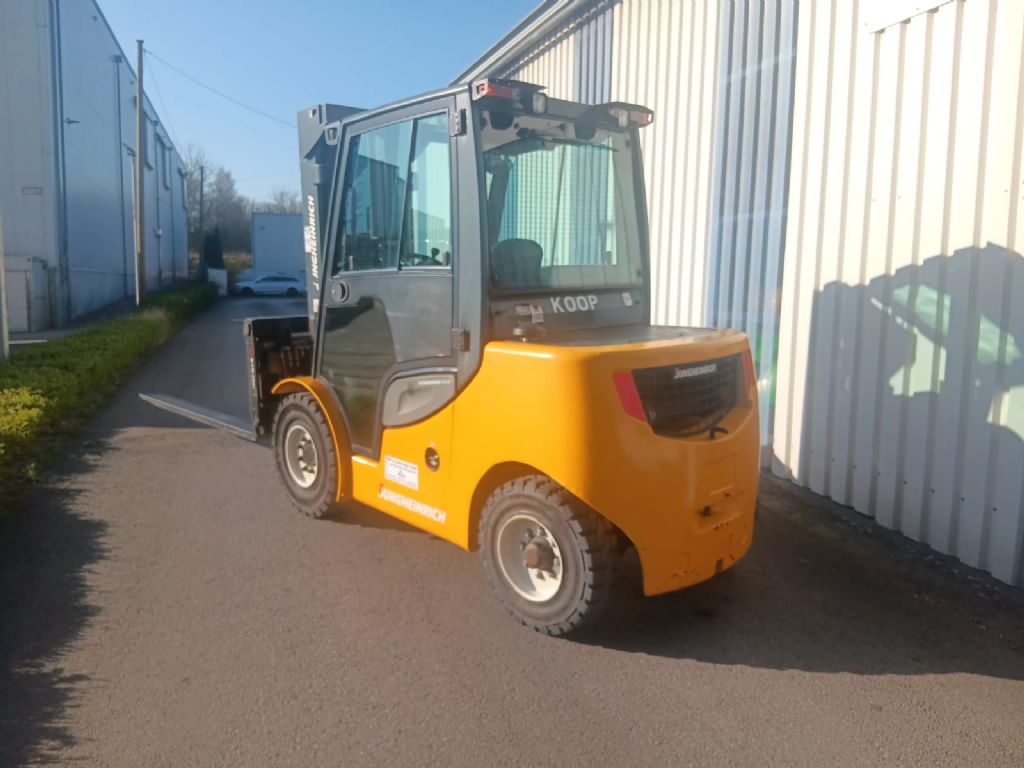 Jungheinrich DFG 545s Dieselstapler