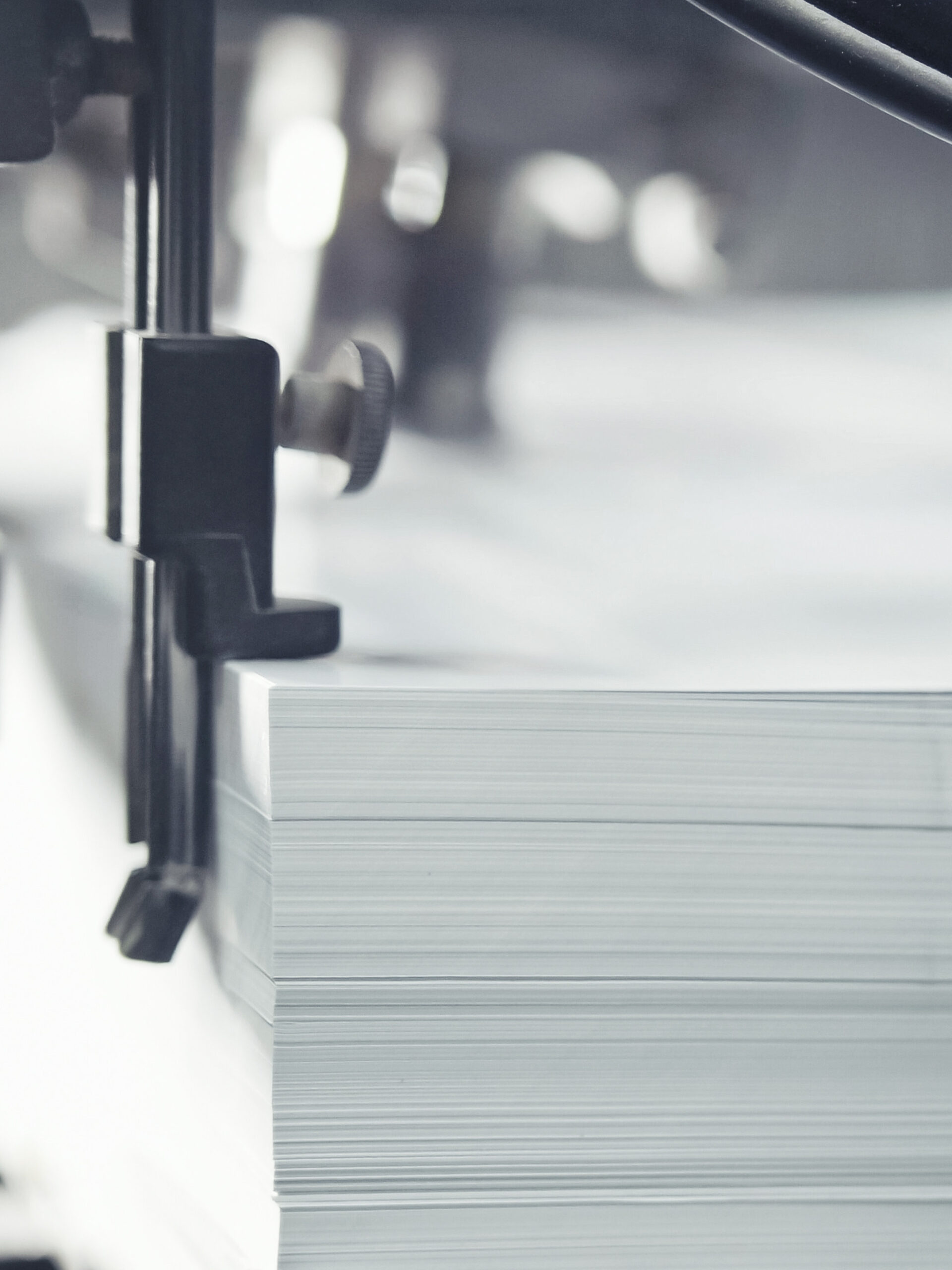 Papier in der Druckklemme