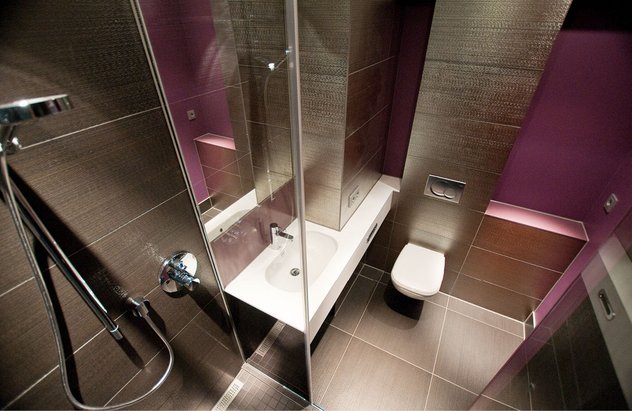 Hotel Indigo Berlin mit Schwörer-Fertigbädern