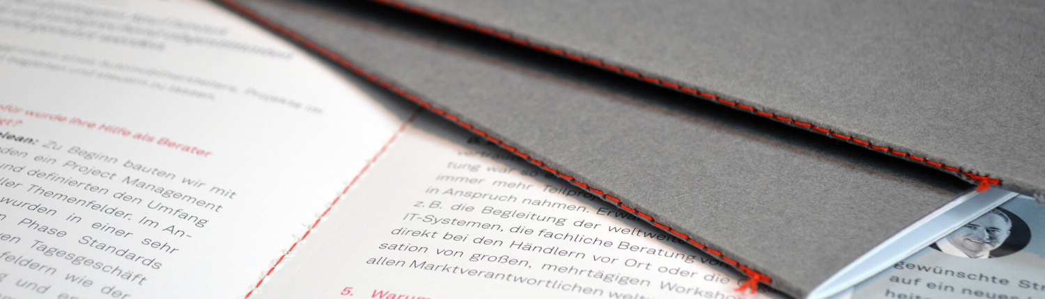 Saddle stitching in rotor orange