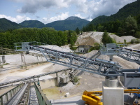 Tower slewing belt