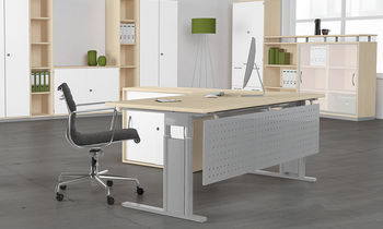 Chefbüro mit C Fuß Pro