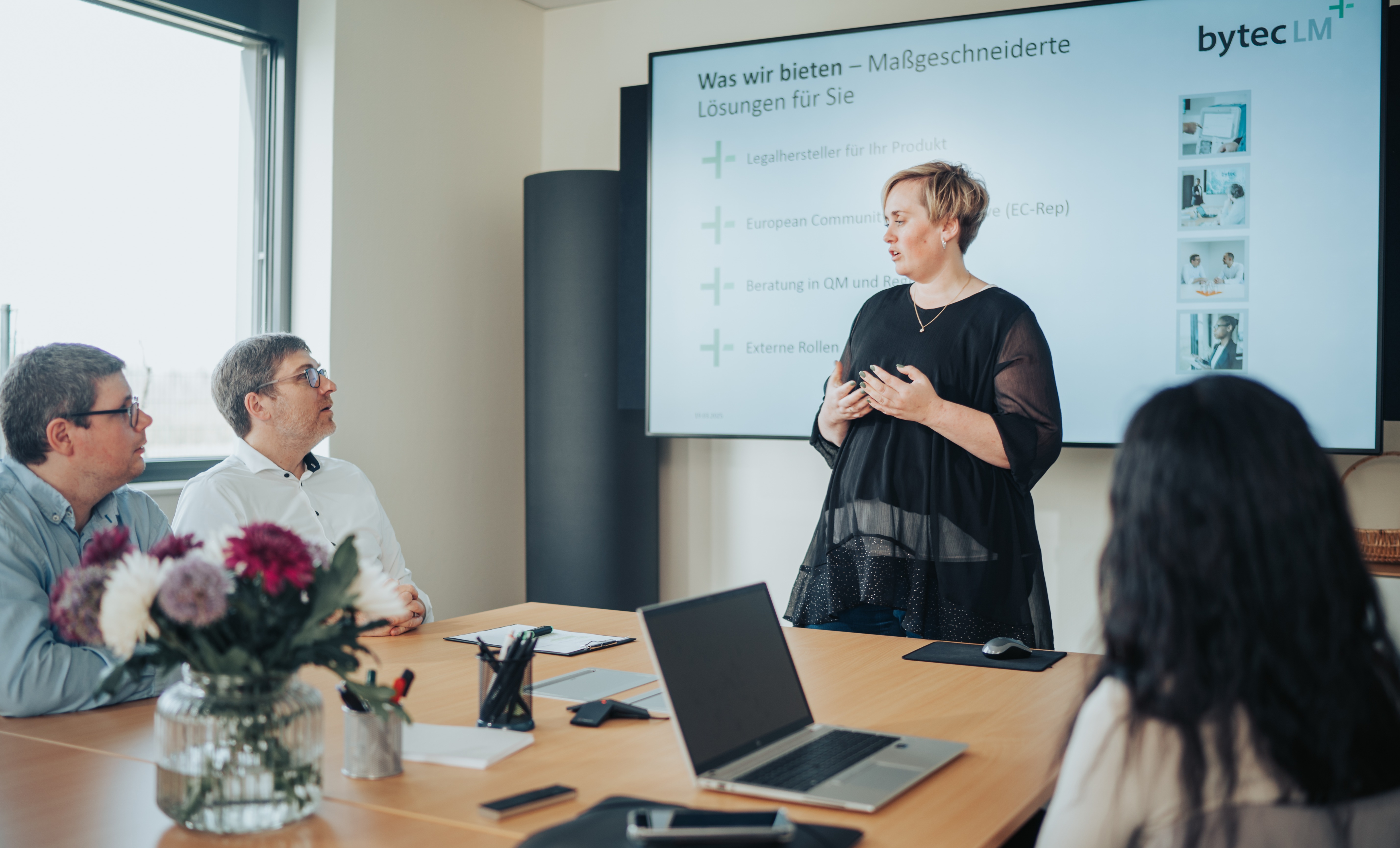 Teamarbeit bei bytec LM