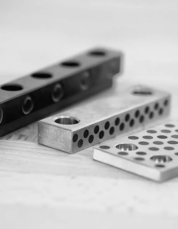 Schieber- und Führungsleisten