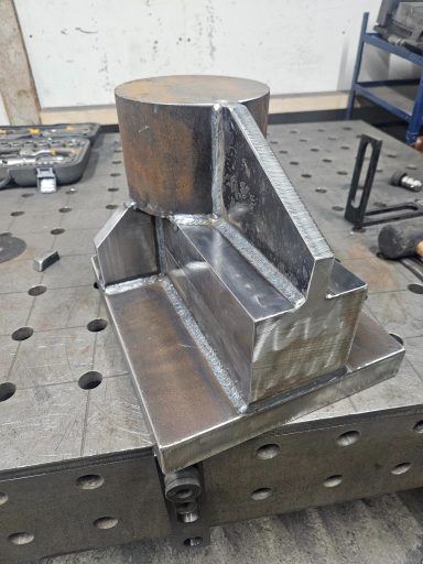 Stahlbauteil nach Kundenzeichnung