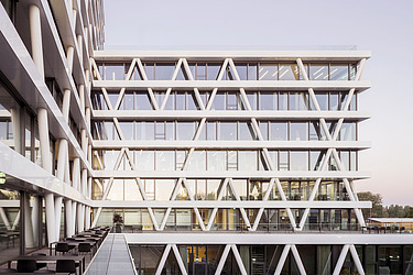 Bürogebäude mit Stahlverbundstützen