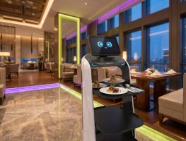 Serviceroboter für Gastronomie, Hotel & Büro