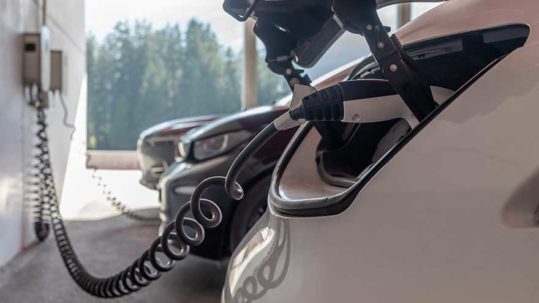 E-Ladestationen auf dem Firmengelände