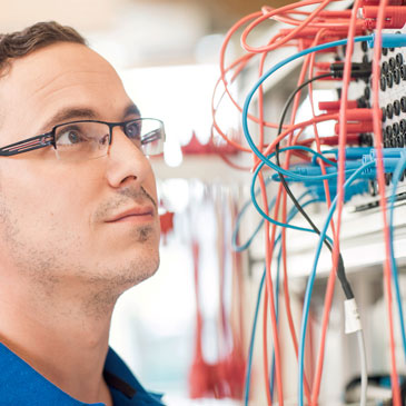 Elektrische Anbindung der Schaltanlagen