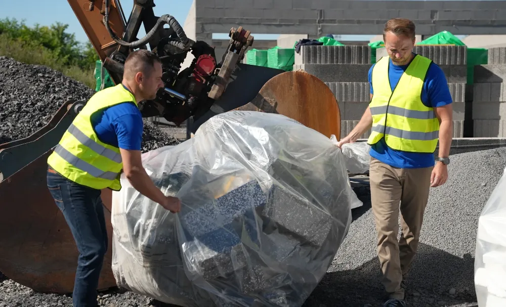 EPS insulation material as a recyclable raw material
