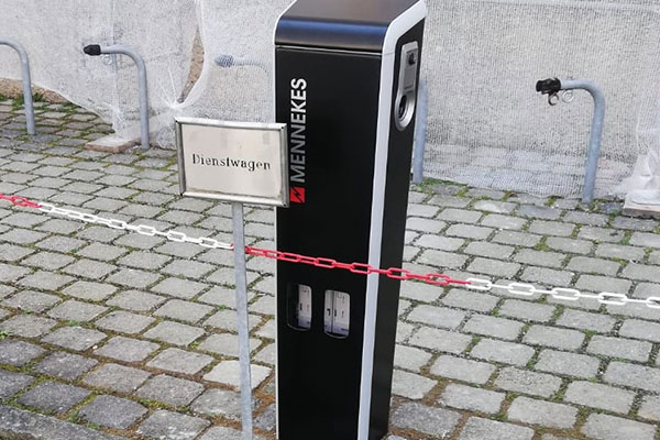 Ladesäule fertig montiert