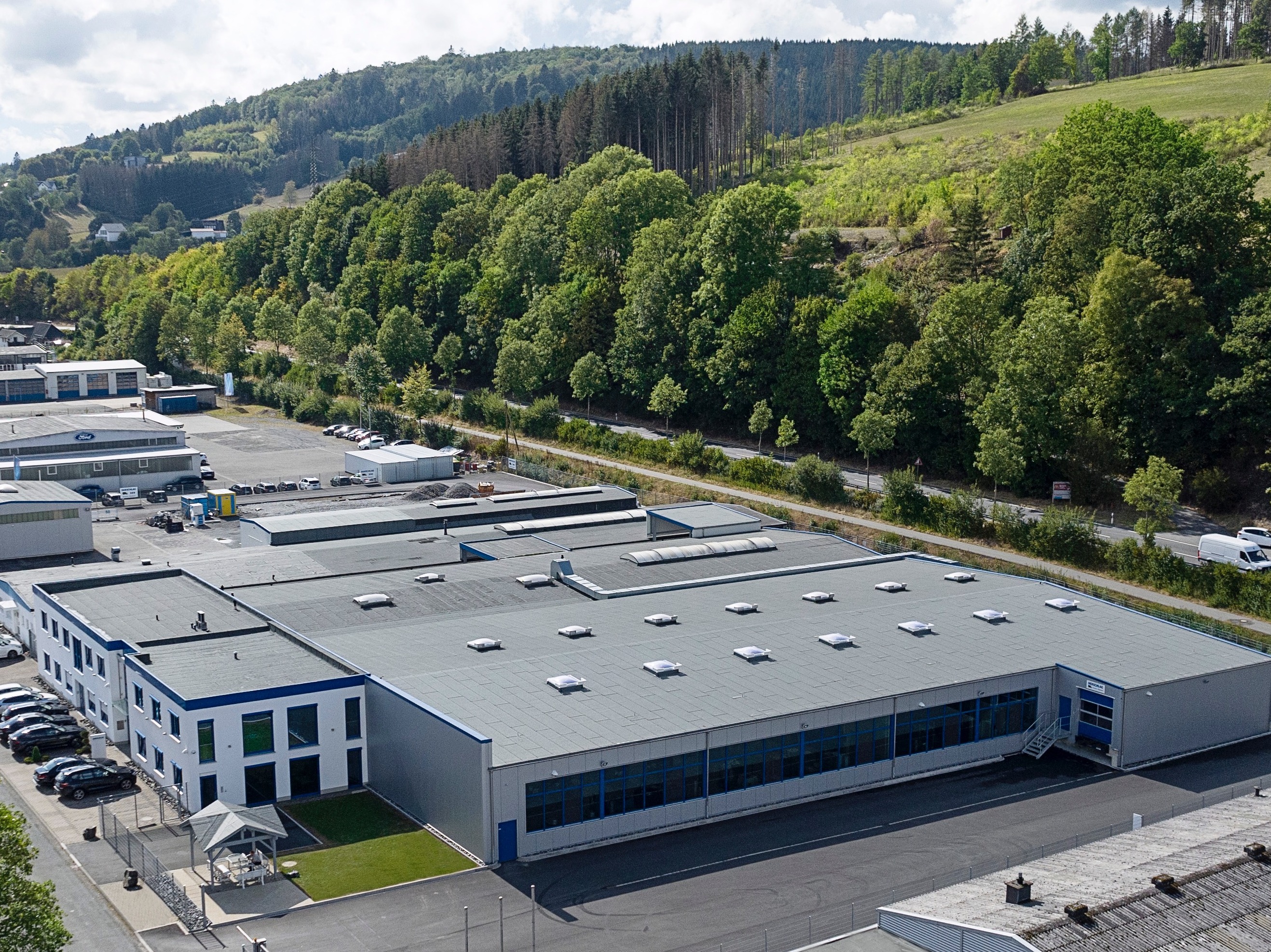 Produktion und Logistik am Standort